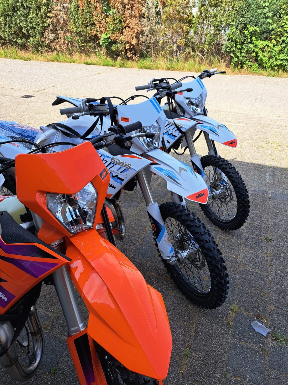 Nu Al Bij WPM Motors In De Showroom KTM 2024 EXC SX Modellen WPM