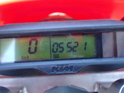 KTM 300 EXC 2023 - 5521 km ! ( btw motor zakelijk te verrekenen !! ) Factory looks - Afbeelding 5