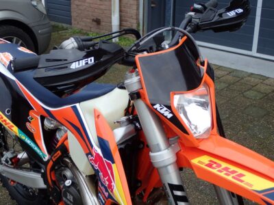 KTM 300 EXC 2023 - 5521 km ! ( btw motor zakelijk te verrekenen !! ) Factory looks - Afbeelding 20