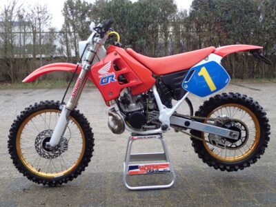 HONDA CR 250 Enduro 1990 in nieuwstaat - Afbeelding 4