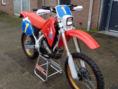 HONDA CR 250 Enduro 1990 in nieuwstaat - Afbeelding 10