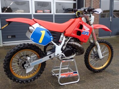 HONDA CR 250 Enduro 1990 in nieuwstaat - Afbeelding 13